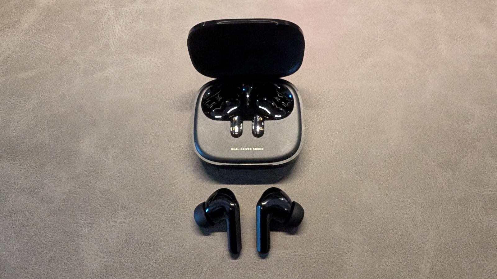 新品未使用/イヤホン/ワイヤレス/ Redmi Buds 6 Pro ブラック Redmi Buds 6 Pro Buy - Xiaomi Japan